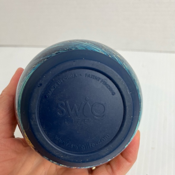 Swig insulated tumbler, wine, coffee, cocktails -starry night pattern - straw - Picture 5 of 6